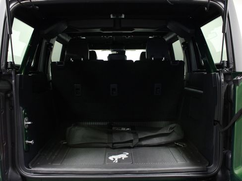 Used 2024 Ford Bronco Wildtrak image 14