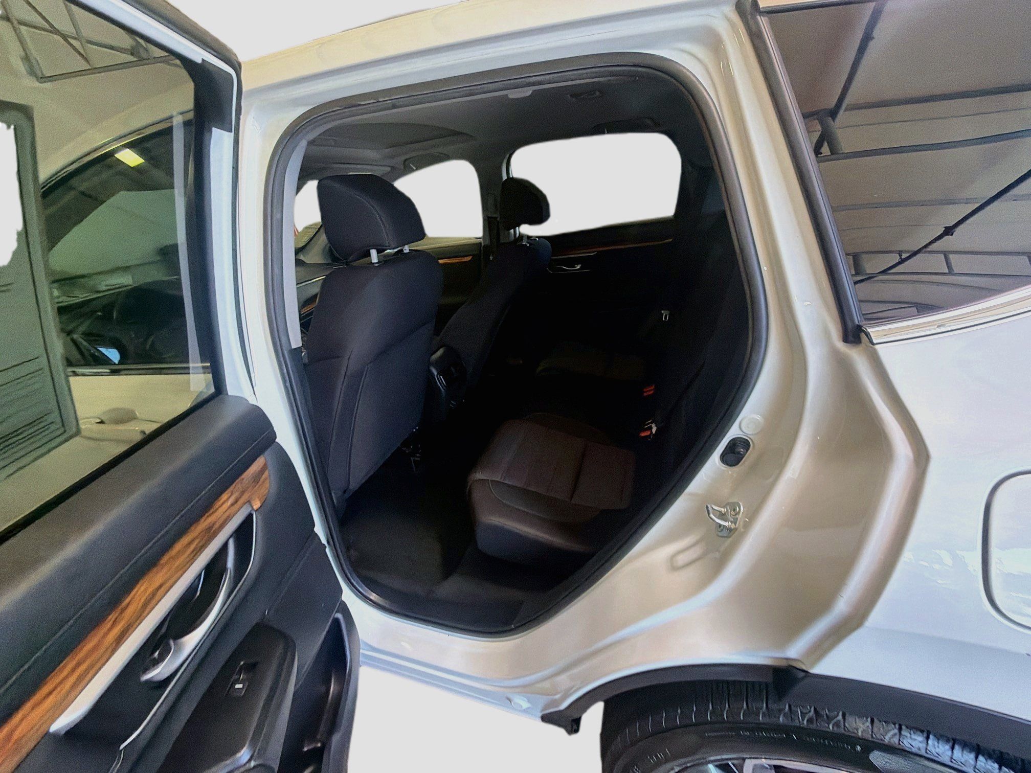 Certified 2021 Honda CR-V EX image 23