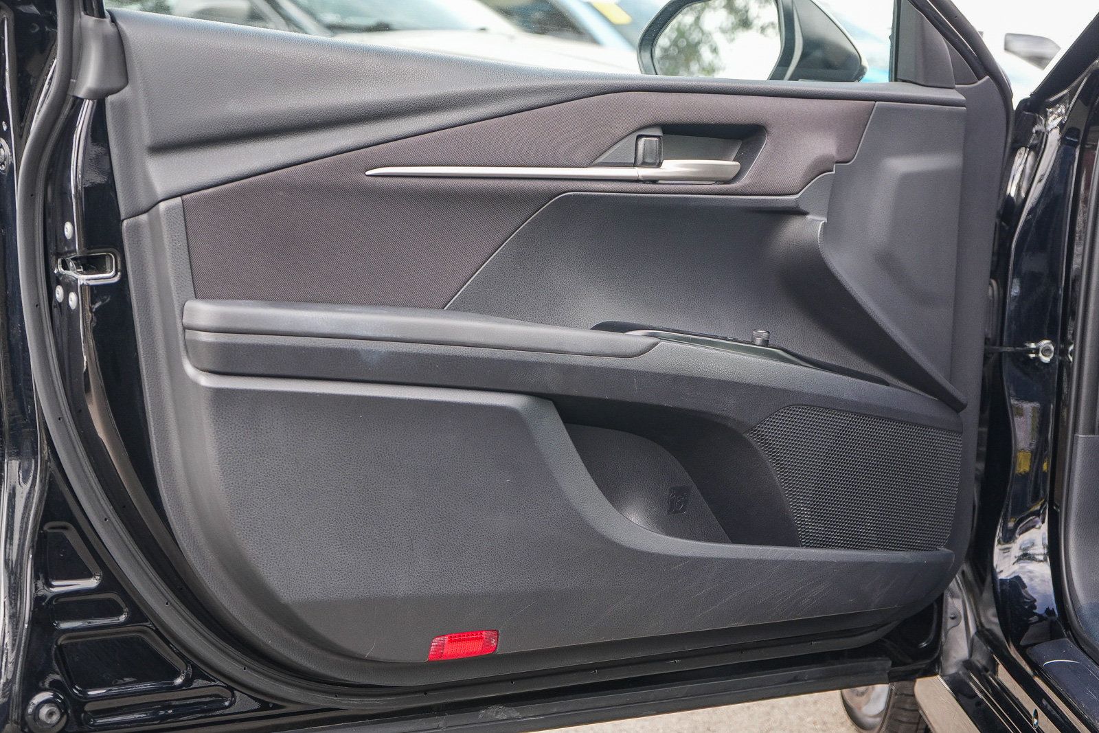 Used 2025 Toyota Camry LE FWD image 21