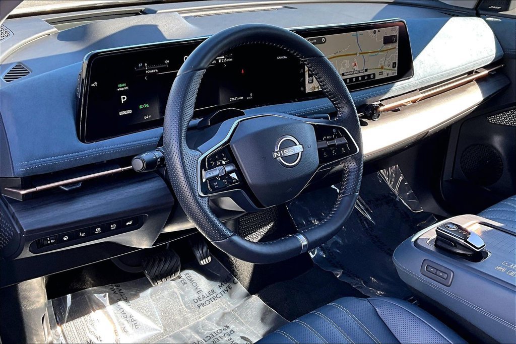 Used 2023 Nissan Ariya AWD/4WD image 18