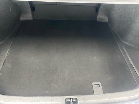 Used 2025 Toyota Camry LE image 29