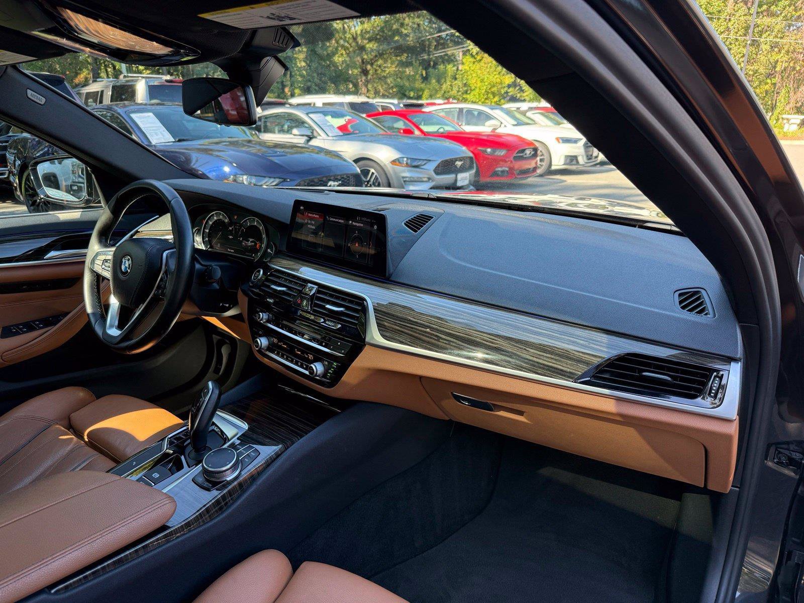 Used 2018 BMW 530i RWD image 21