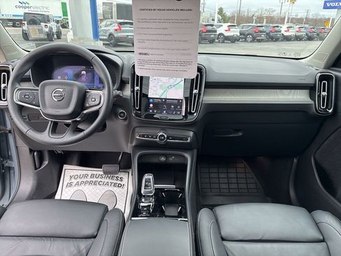 Certified 2023 Volvo XC40 B5 Plus w/ Driver Assist Package AWD/4WD image 47