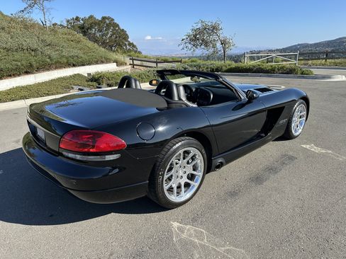 Used 2003 Dodge Viper SRT-10 image 26