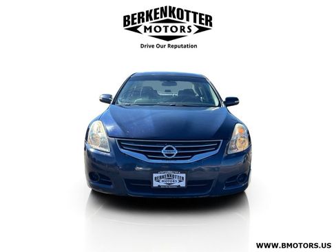 Used 2010 Nissan Altima 2.5 S w/ Premium Audio Pkg image 8