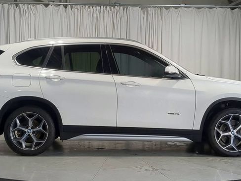 Used 2017 BMW X1 xDrive28i AWD/4WD image 11