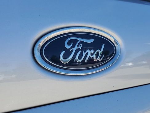 Used 2021 Ford EcoSport SE image 11