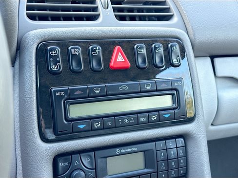 Used 2001 Mercedes-Benz CLK 430 Coupe image 14