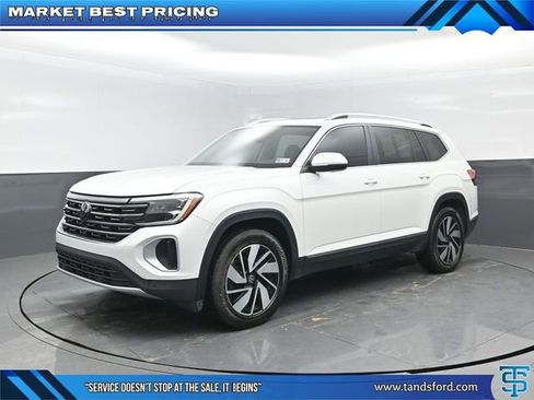 Used 2024 Volkswagen Atlas SEL image 1