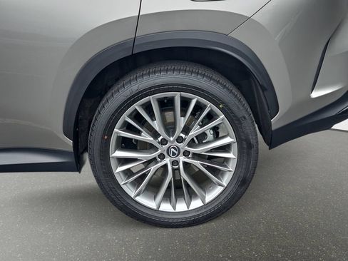 Used 2024 Lexus NX 350h AWD w/ Vision Package image 34
