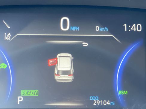 Used 2025 Toyota RAV4 XLE image 34