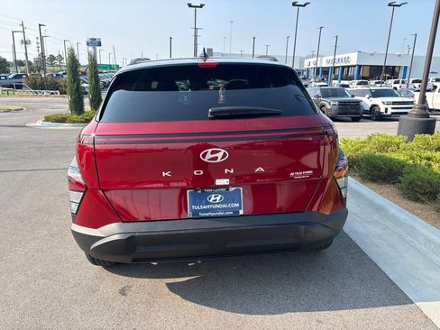 Used 2026 Hyundai Kona SEL Sport FWD image 7