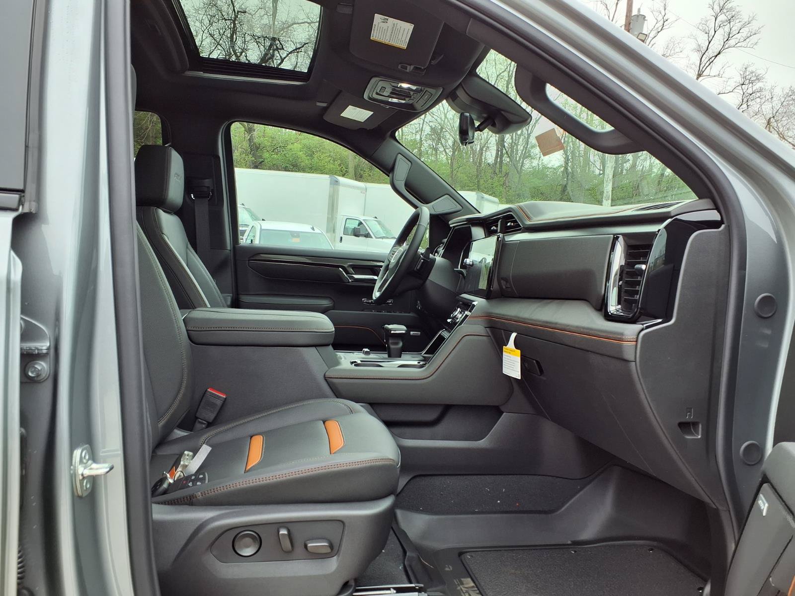 New 2026 GMC Sierra 1500 AT4 w/ AT4 Premium Package AWD/4WD image 22