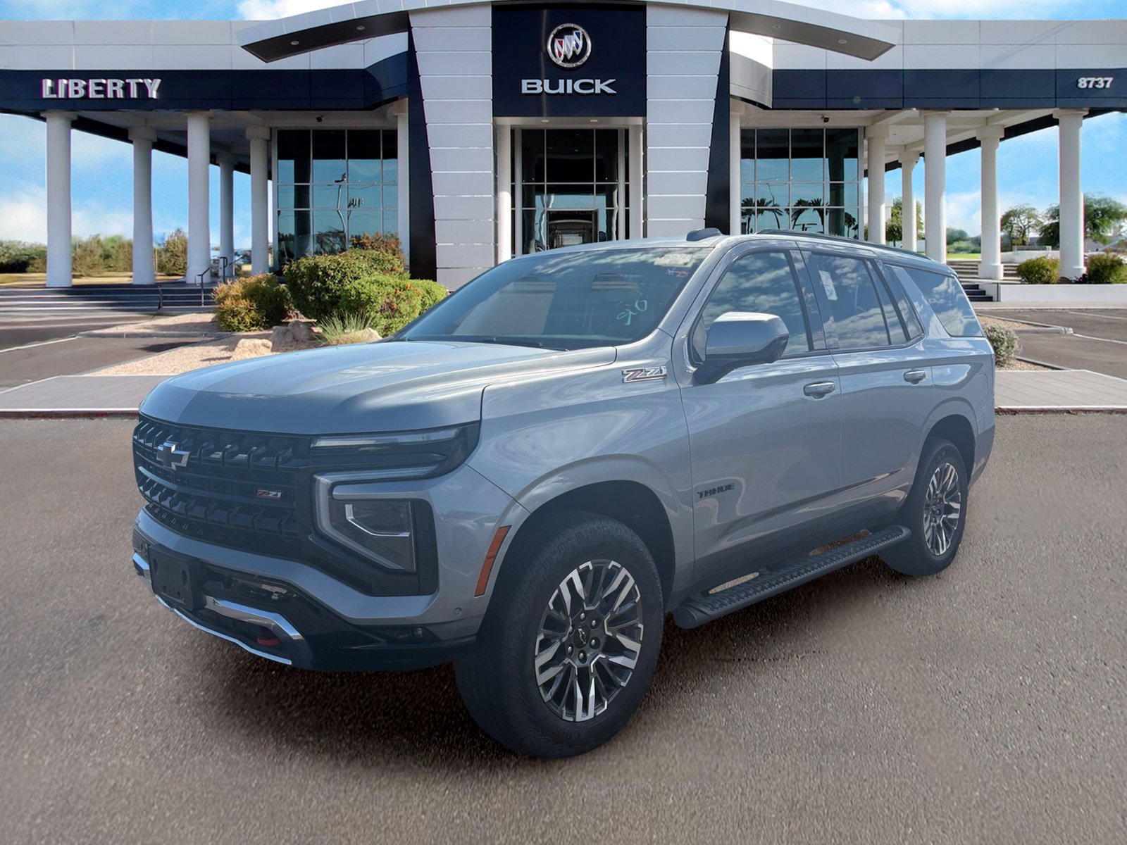 Used 2025 Chevrolet Tahoe Z71 AWD/4WD image 4