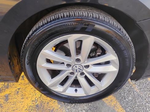 Used 2020 Volkswagen Passat 2.0T S image 22