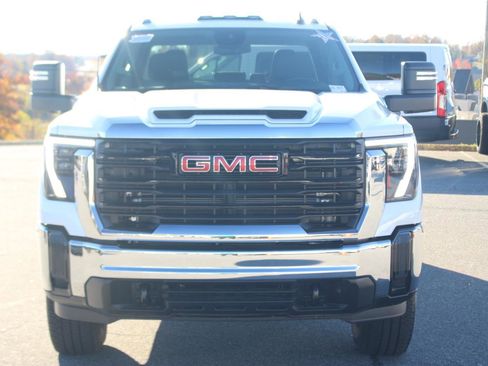 New 2025 GMC Sierra 2500 Pro w/ Convenience Package image 2