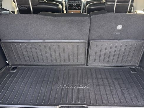 Used 2024 Nissan Armada SL w/ Captain's Chairs Package image 16