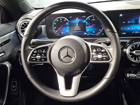 Used 2021 Mercedes-Benz CLA 250 4MATIC image 27