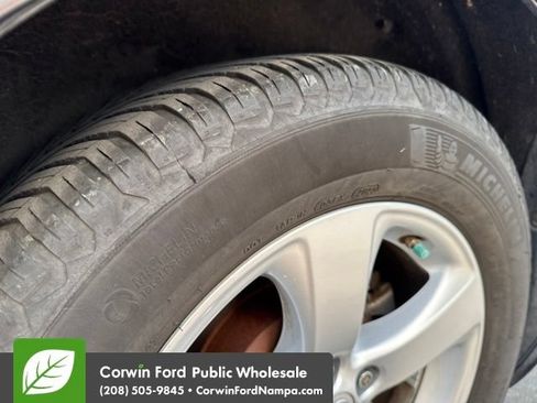 Used 2014 Toyota Sienna LE FWD image 16