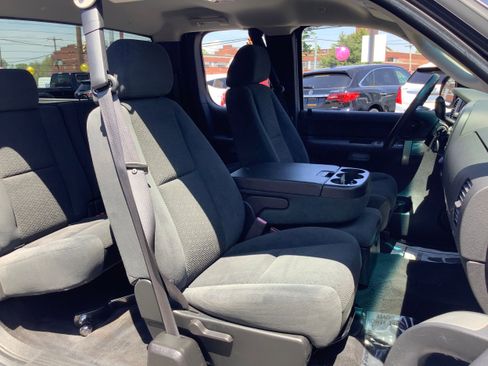 Used 2008 GMC Sierra 1500 SLE w/ Power Pack Plus AWD/4WD image 16