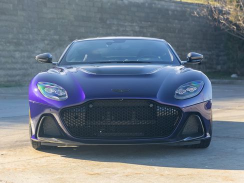 Used 2023 Aston Martin DBS Base image 4