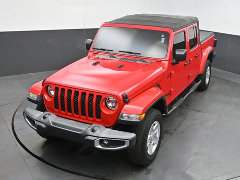 Used 2022 Jeep Gladiator Sport image 30