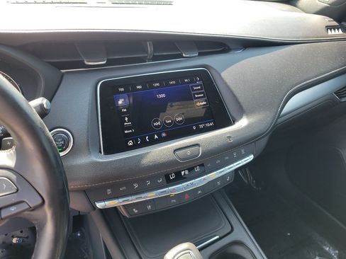 Used 2019 Cadillac XT4 Premium Luxury AWD/4WD image 28