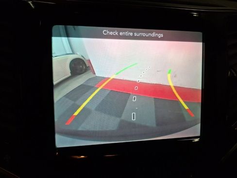 Used 2019 Jeep Cherokee Limited w/ Trailer Tow Group AWD/4WD image 24