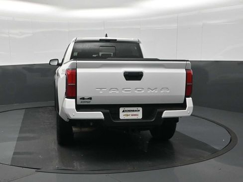 Used 2024 Toyota Tacoma TRD Off-Road w/ TRD Off Road Upgrade Package AWD/4WD image 8