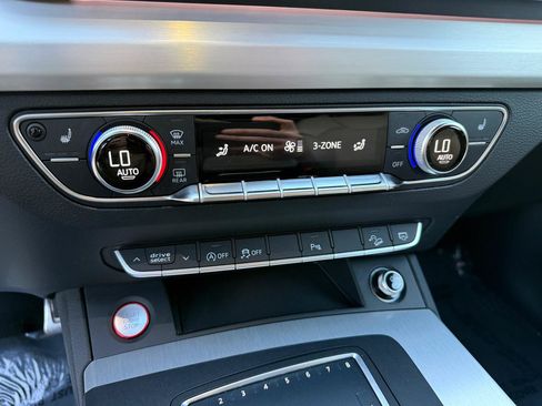Used 2018 Audi SQ5 Prestige AWD/4WD image 20