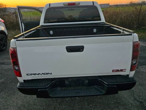 Used 2006 GMC Canyon SLE image 5