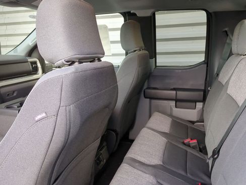 Used 2025 Ford F350 XLT w/ FX4 Off-Road Package image 19