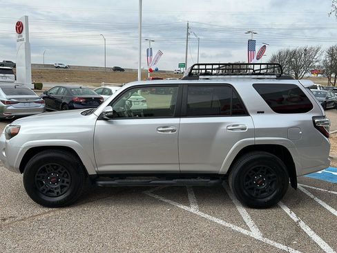 Used 2023 Toyota 4Runner SR5 Premium image 8