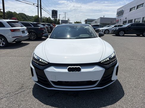 Used 2024 Audi e-tron GT Premium Plus AWD/4WD image 2