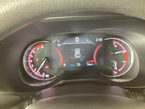 Used 2024 Toyota RAV4 XLE AWD/4WD image 19