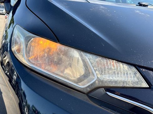 Used 2017 Honda Fit EX image 35