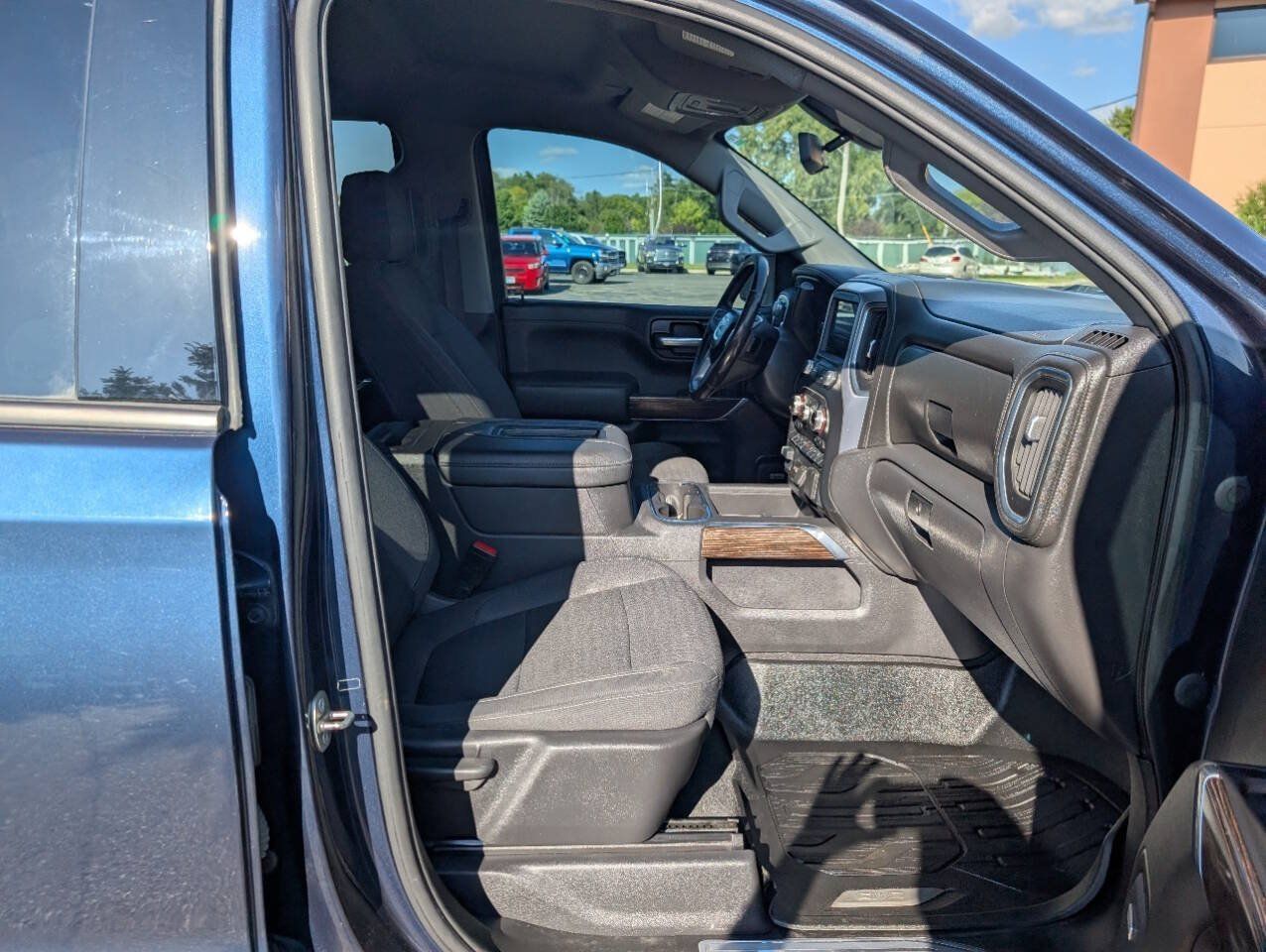 Used 2021 GMC Sierra 1500 Elevation AWD/4WD image 11