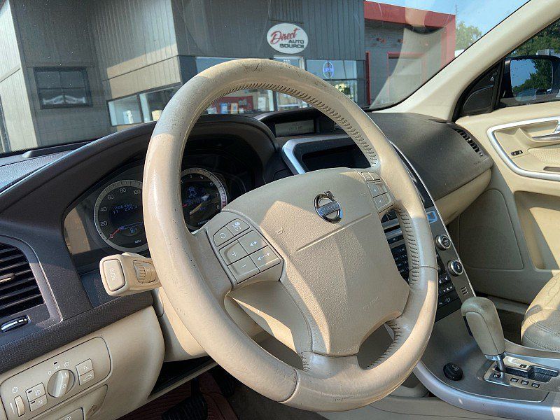 Used 2010 Volvo XC60 T6 AWD/4WD image 11