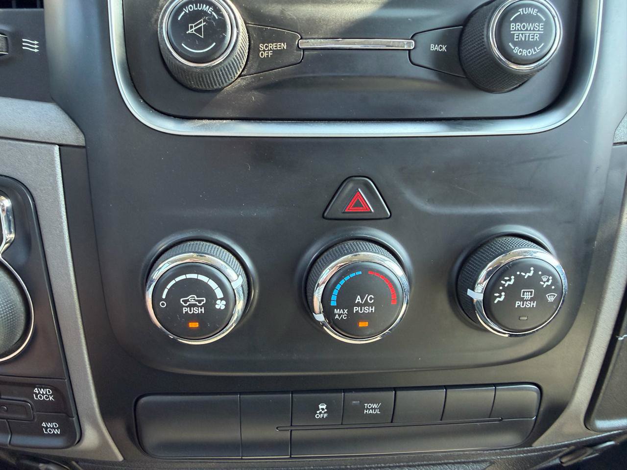 Used 2016 RAM 1500 Express w/ Black Ram 1500 Express Group AWD/4WD image 28