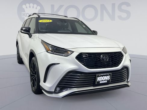 Used 2023 Toyota Highlander XSE image 10