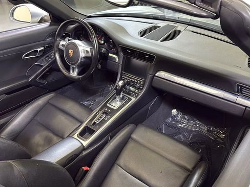 Used 2014 Porsche 911 Carrera image 20