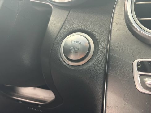 Used 2017 Mercedes-Benz GLC 300 image 19