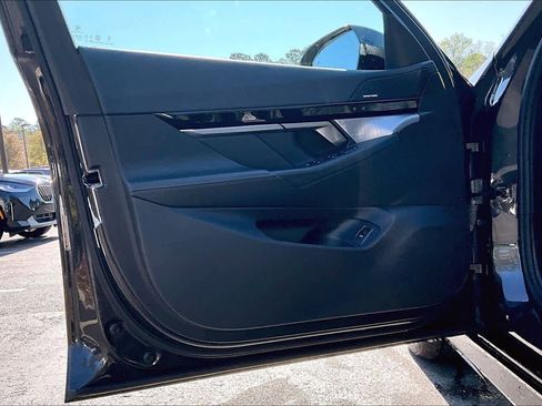 Certified 2024 BMW 530i 530i w/ M Sport Package image 22