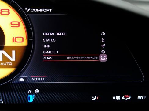 Used 2025 Ferrari Purosangue image 28