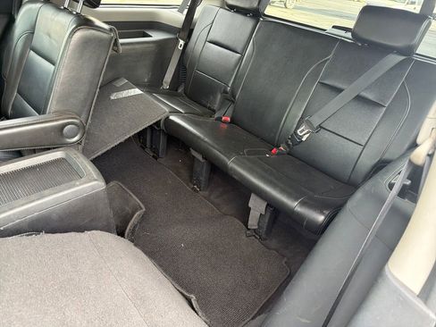 Used 2011 Nissan Armada Platinum w/ 2nd Row Captain Seat Pkg image 34