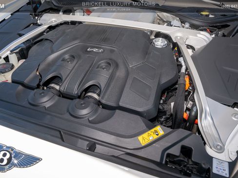 Used 2025 Bentley Flying Spur Plug-In Hybrid w/ First Edition Specification AWD/4WD image 42