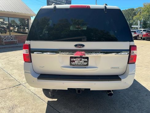 Used 2016 Ford Expedition EL XLT image 6