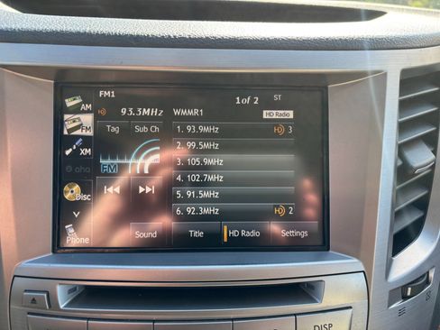 Used 2014 Subaru Outback 2.5i Limited image 13