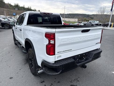 Certified 2023 Chevrolet Silverado 1500 ZR2 AWD/4WD image 3