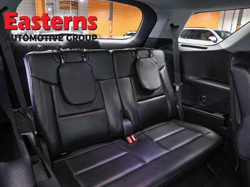 Used 2023 Ford Explorer XLT w/ Equipment Group 202A AWD/4WD image 23